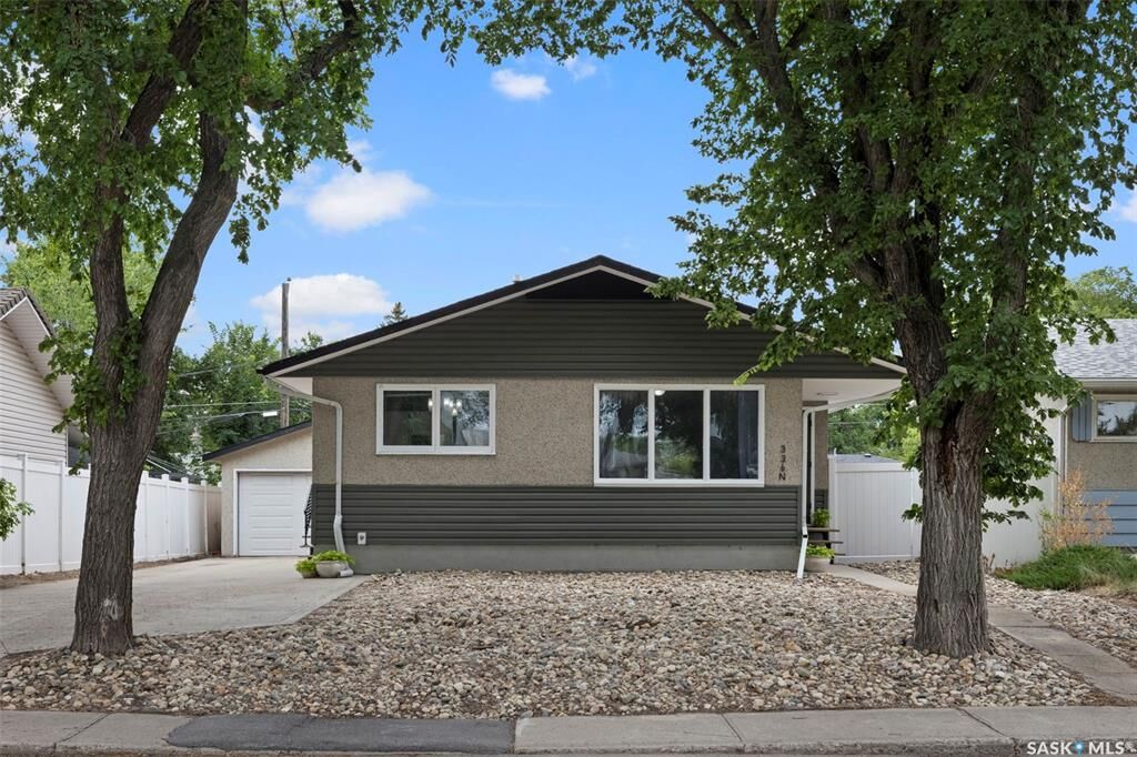 Property Photo:  336 Toronto Street N  SK S4R 2T8 