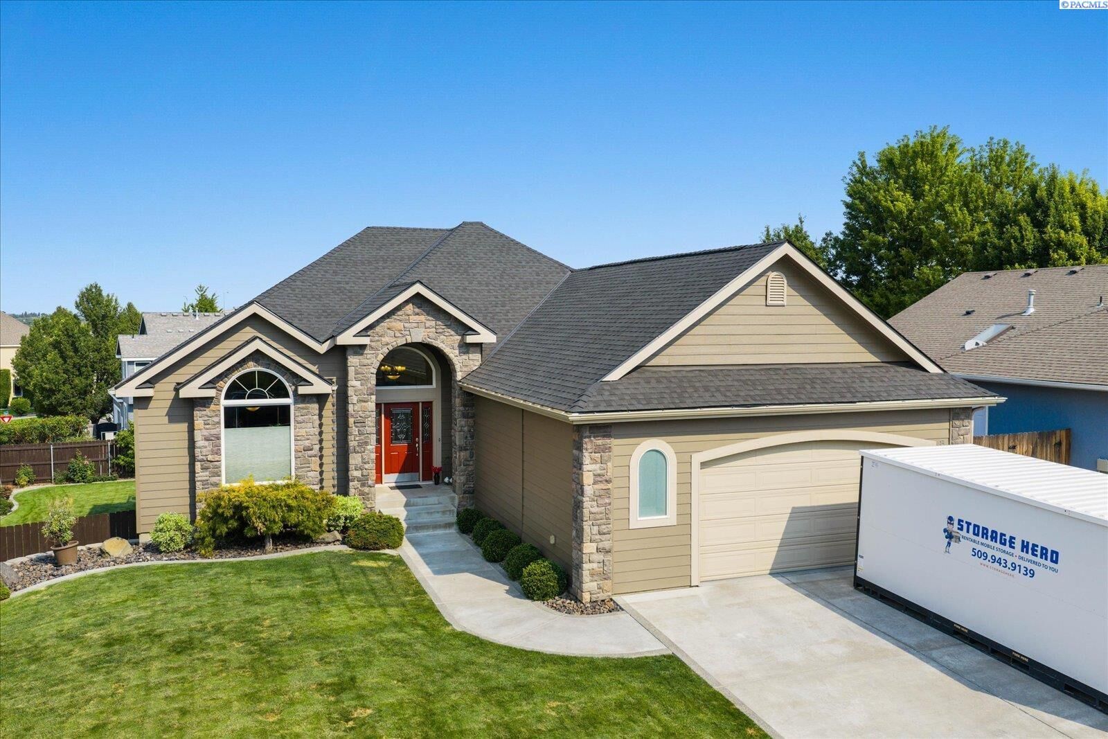 Property Photo:  8824 W 1st Place  WA 99336 