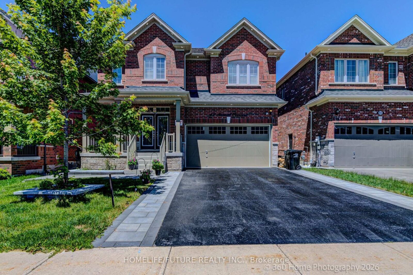 Property Photo: 42 Samuel Crescent ON L9X 2A4