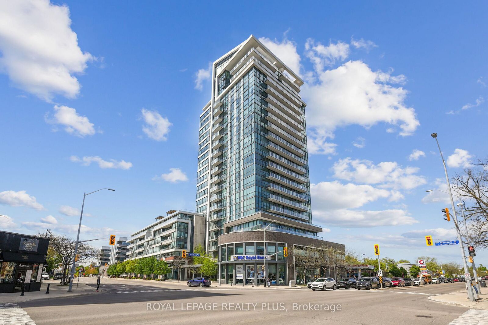 Property Photo:  1 Hurontario Street 403  ON L5G 0A3 