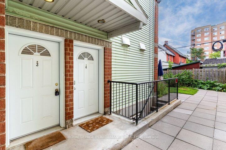 Property Photo: 6 Omeara Street 3 ON K1Y 4T1