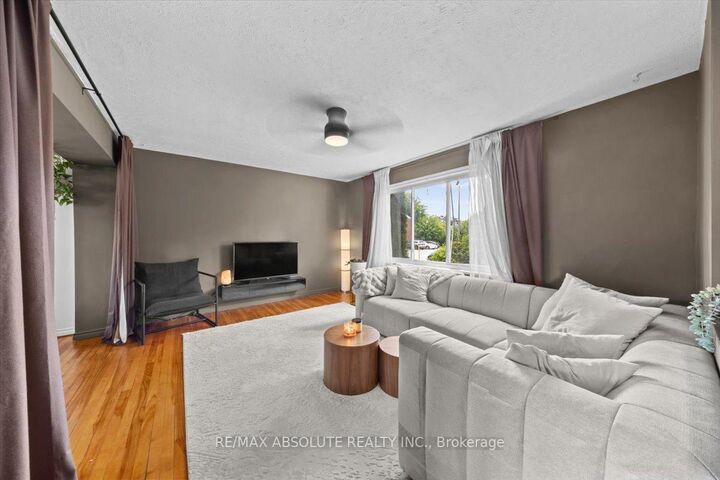 Property Photo: 791 Borthwick Avenue ON K1K 2M5