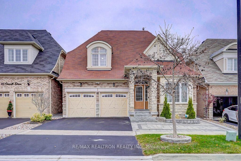 Property Photo: 41 Oswell Drive Bsmnt ON L1Z 0L6