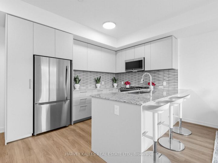Property Photo: 101 Cathedral High Street 329 ON L6C 3L8