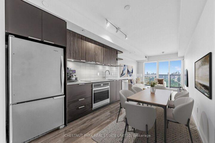 Property Photo:  6 Sonic Way 2401  ON M3C 0P1 