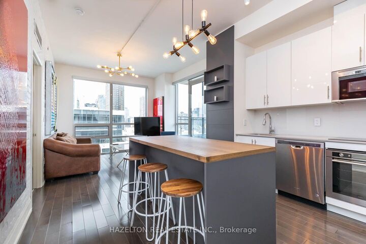 Property Photo: 460 Adelaide Street E Ph103 ON M5A 0E7