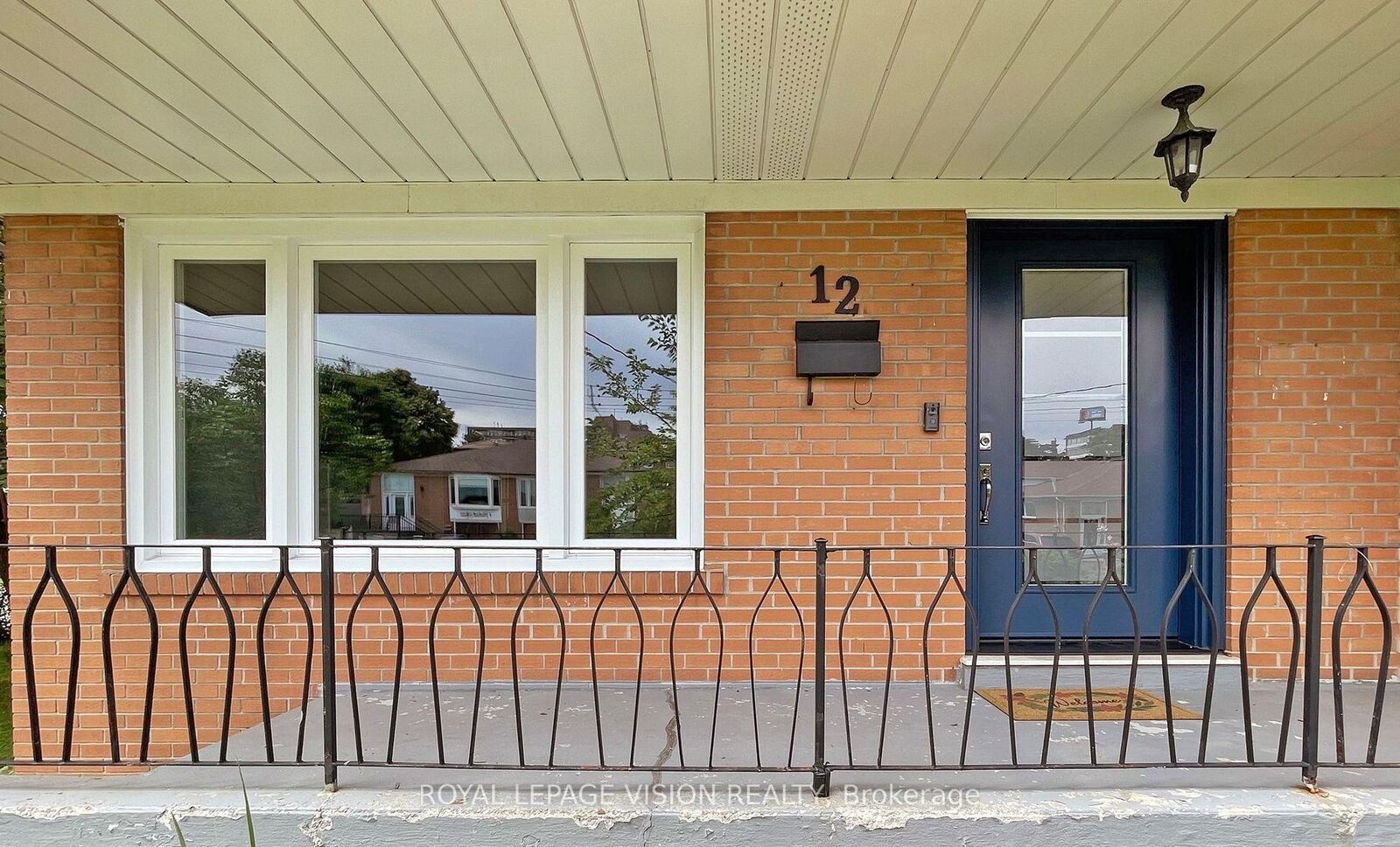 Property Photo:  12 Pinebrook Avenue  ON M4A 1Y9 