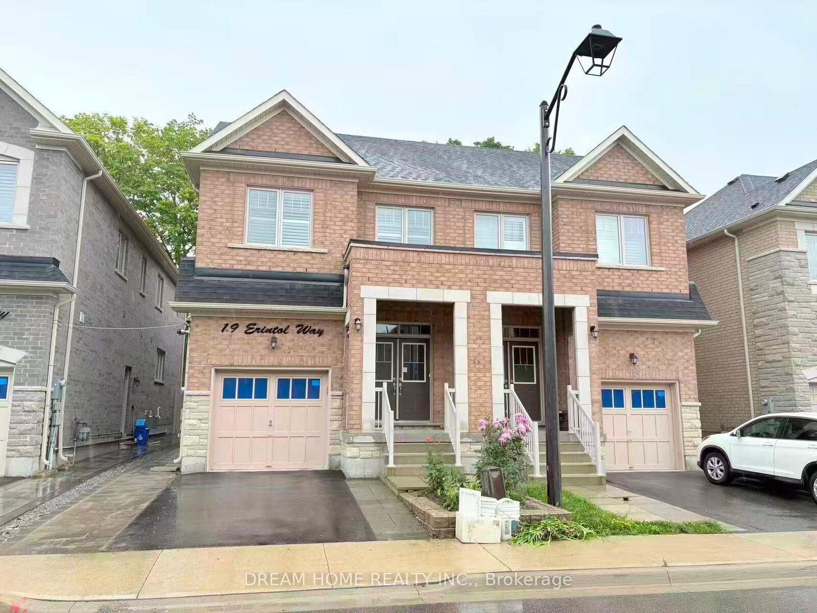 Property Photo: 19 Erintol Way Bsmt ON L3S 0E6