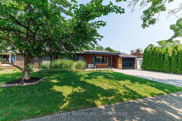 Property Photo: 38 Briarsdale Drive ON L2T 2Z5