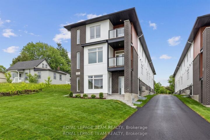 Property Photo: 6952 Notre Dame Street B ON K1C 1H7