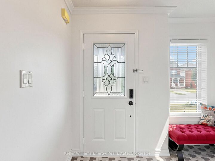 Property Photo: 16 Donlevy Crescent ON L1R 0B8