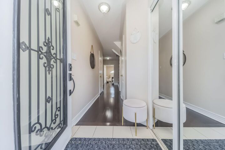 Property Photo: 644 Madame Street ON L5W 1G6