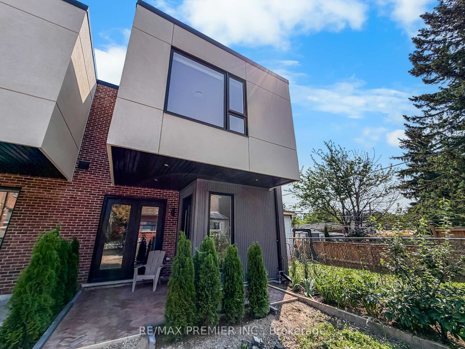Property Photo: 755 Dufferin Street Garden Suite ON M6H 3K5