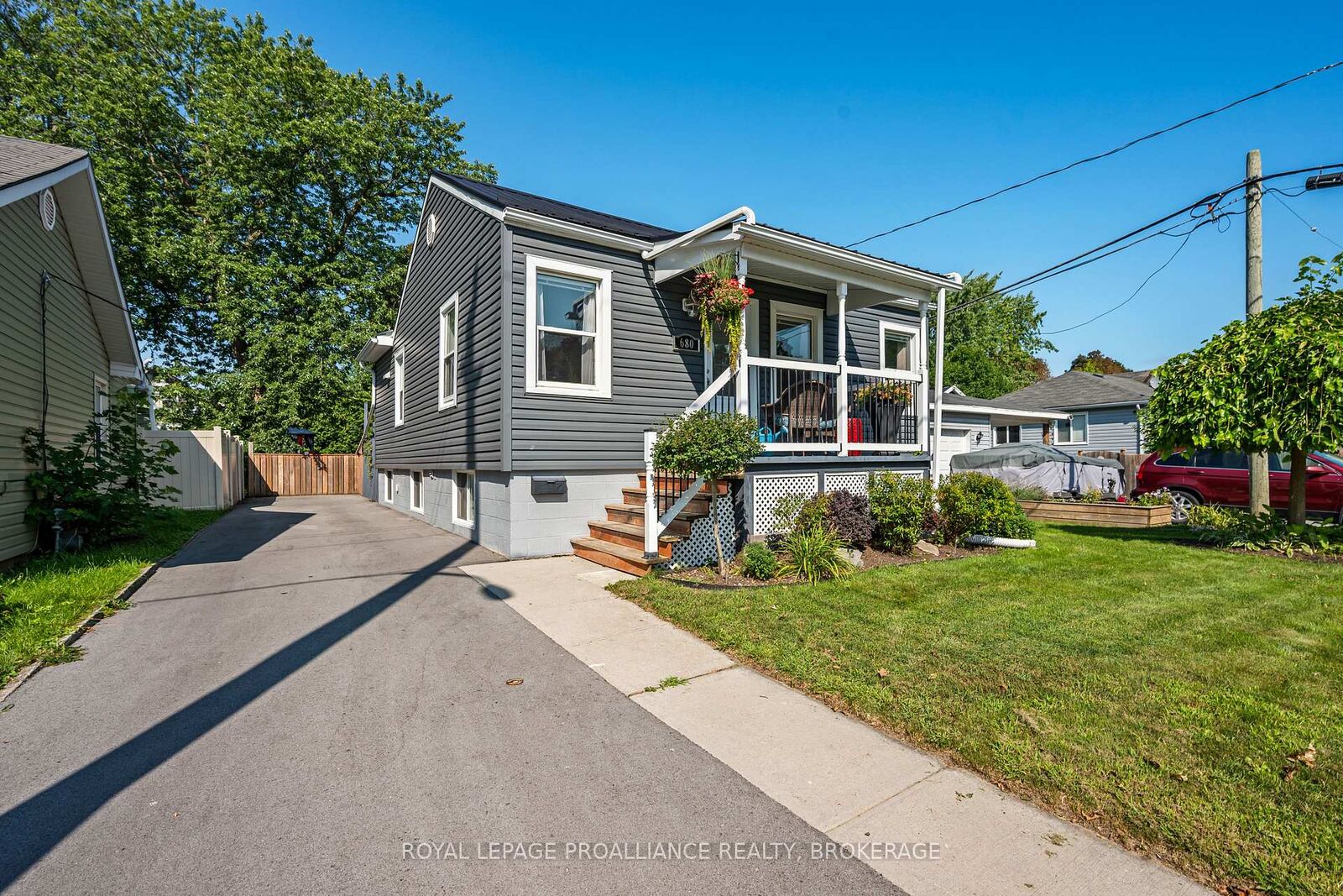 Property Photo: 680 Alfred Street ON K7K 4K2