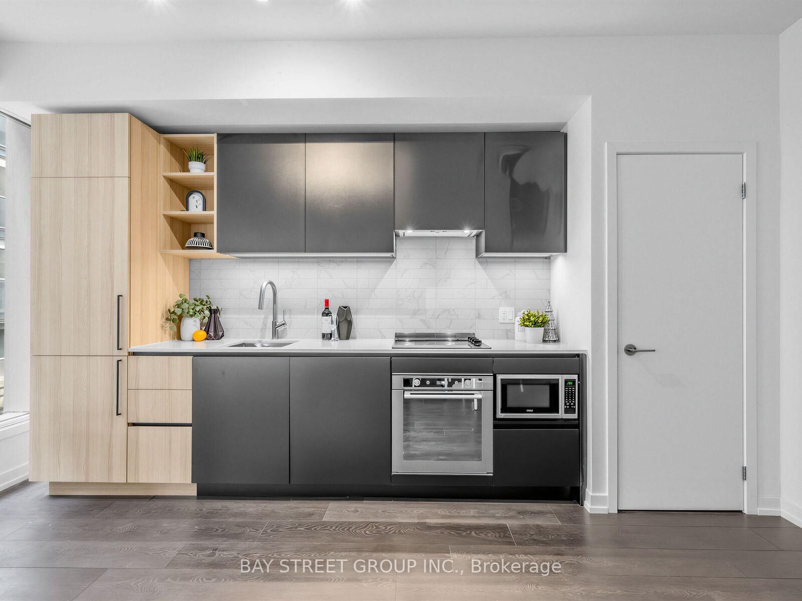 Property Photo: 55 Mercer Street 318 ON M5V 0W4
