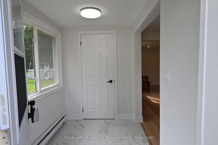 Property Photo: 7826 Lake Joseph Road Unit 2 ON P0C 1H0