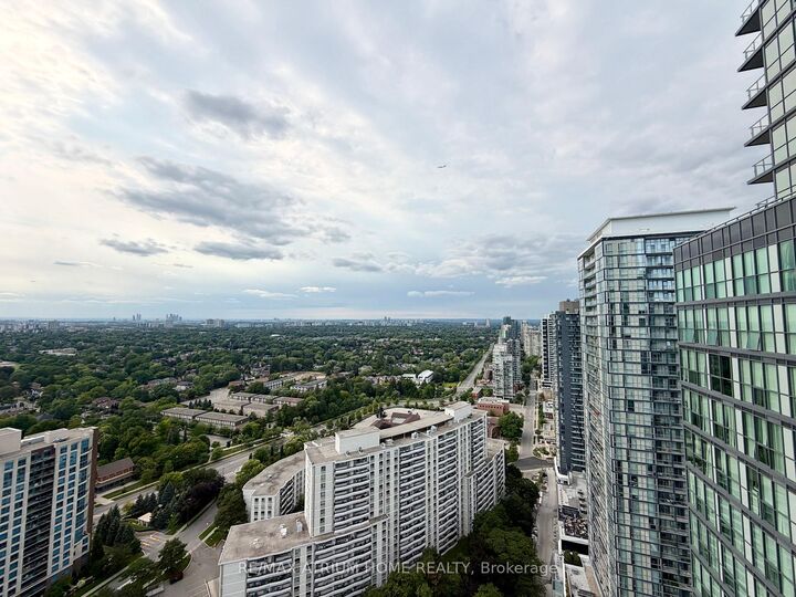 Property Photo:  5162 Yonge Street 3605  ON M2N 0E9 