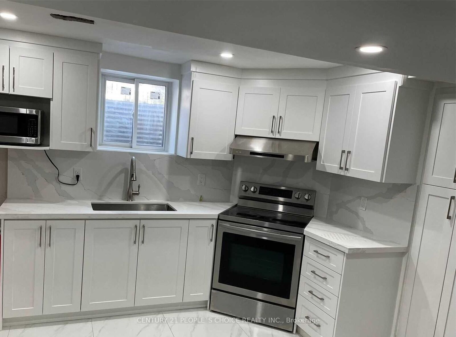 Property Photo:  6929 Gooderham Estate Boulevard Bsmt  ON L5W 1B4 