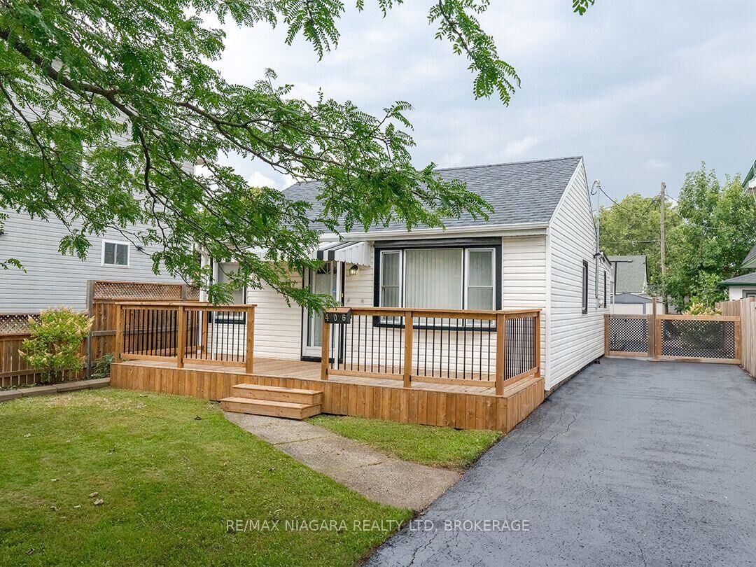 Property Photo:  406 Dieppe Street  ON L3B 4V4 