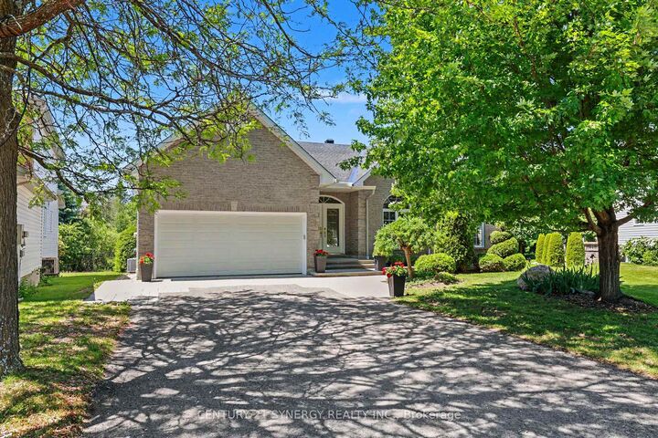17 Warnock Court — photo 1