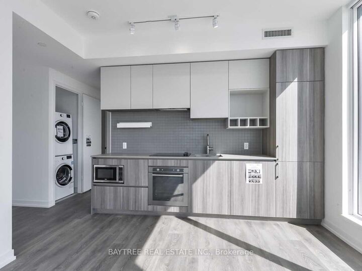 Property Photo: 898 Portage Parkway 2603 ON L4K 0J6