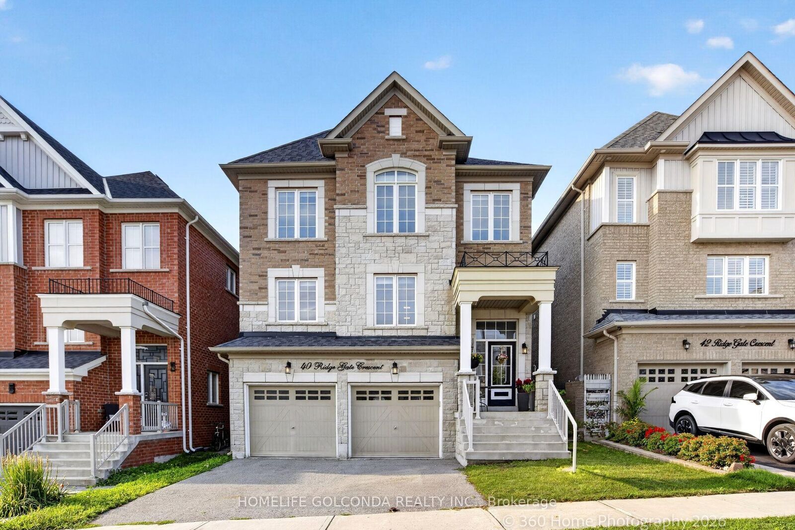 Property Photo: 40 Ridge Gate Crescent ON L0G 1M0