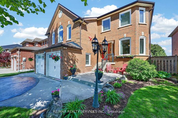 150 Royal Valley Drive — photo 1