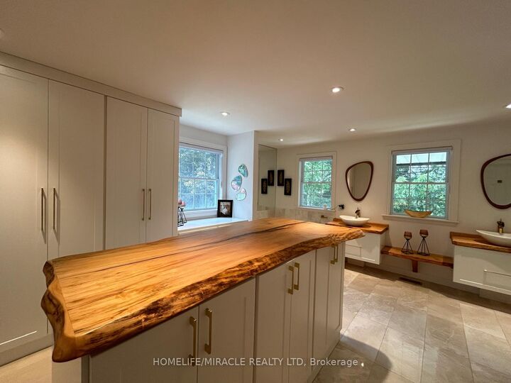 Property Photo:  62 Gibson Lake Drive  ON L7E 4B2 