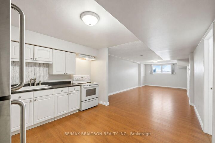 Property Photo:  414 The Queensway Road S  ON L4P 2C7 