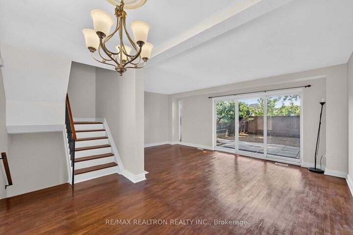 Property Photo:  6 Sentinel Road 5  ON M3J 3T7 