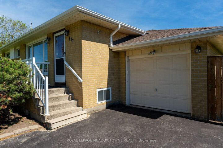 Property Photo:  177 Delrex Boulevard  ON L7G 4E4 