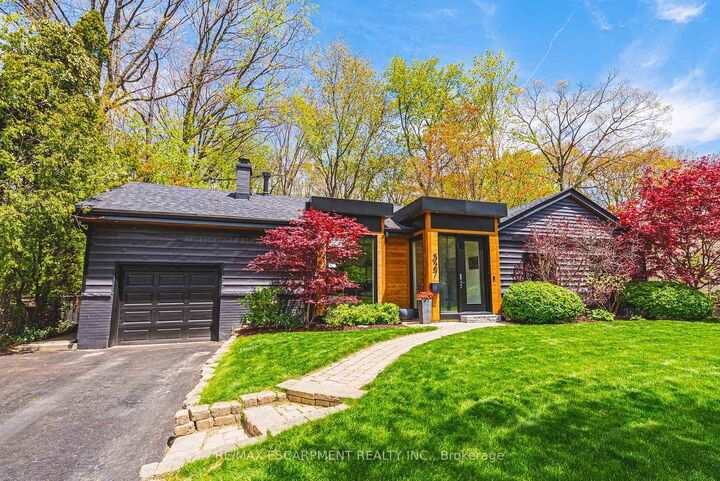 Property Photo: 327 Goodram Drive ON L7L 2J9