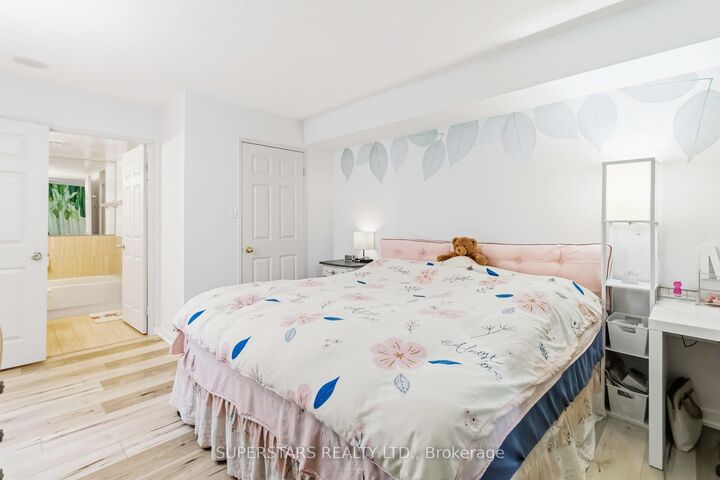 Property Photo: 30 Malta Avenue 1702 ON L6Y 4S5
