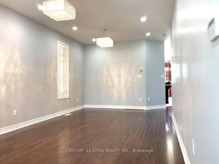 Photo de la propriété: 19 Gillings Street ON L6C 0G3