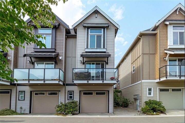 Property Photo: 1231 Flint Ave BC V9B 0T9