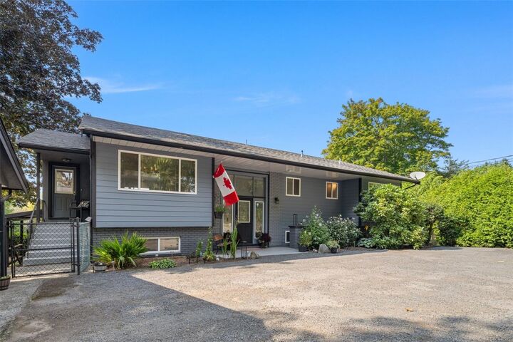 Property Photo: 9168 West Saanich Rd BC V8L 5T4