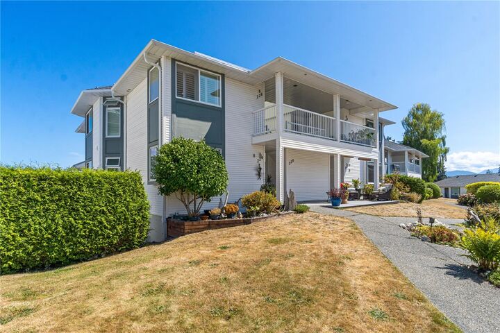 Property Photo:  330 Dogwood St #228  BC V9P 1P7 