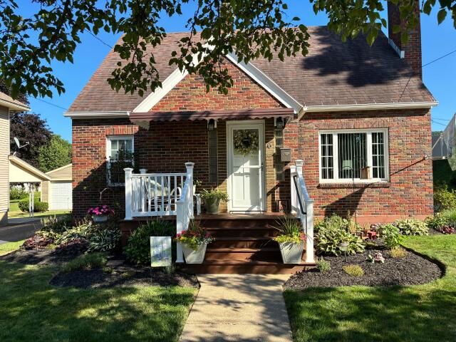 Property Photo: 6 Grant Street PA 16365