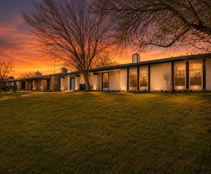 Property Photo:  4900 E Stassney Lane  TX 78744 