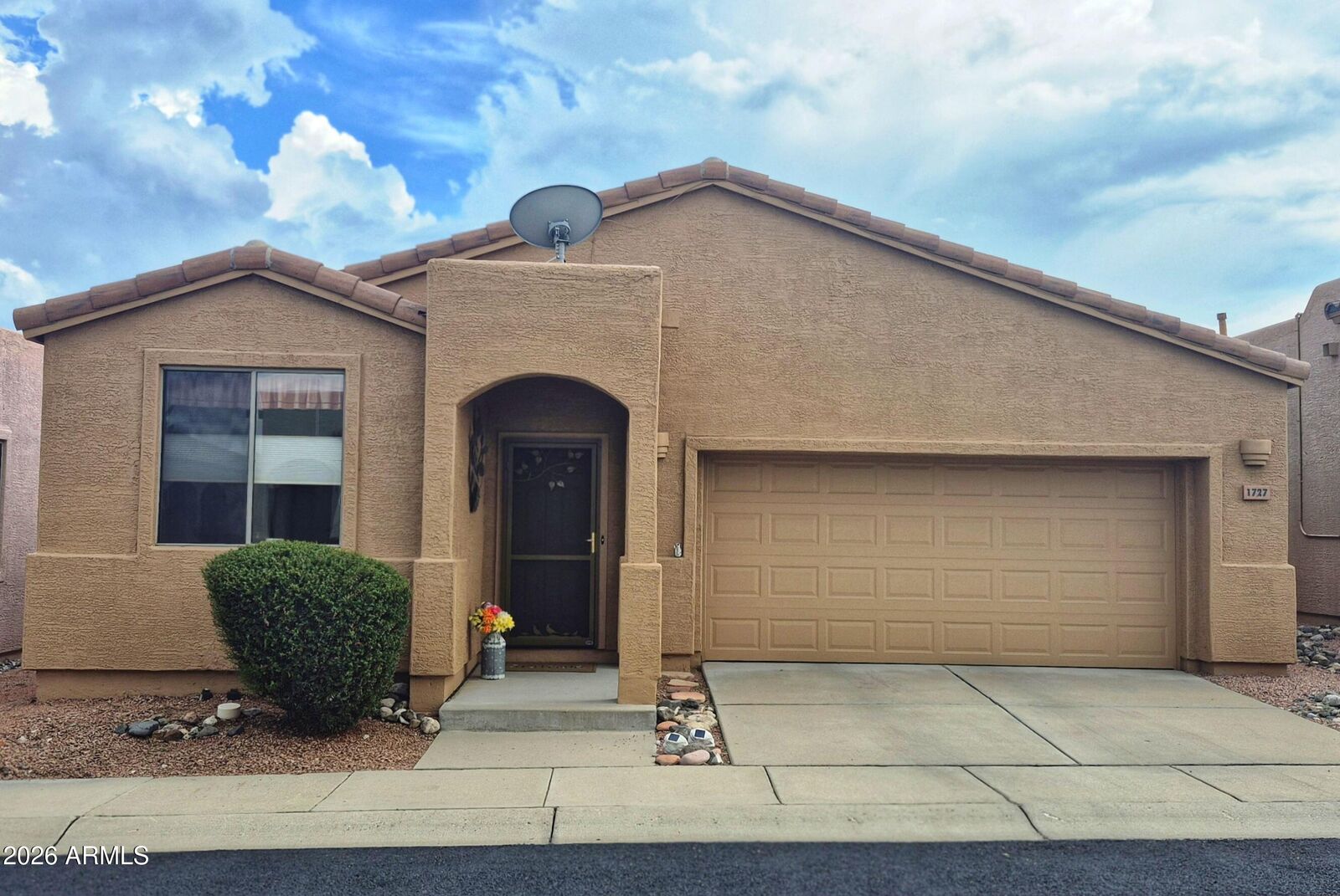 Property Photo:  1727 E Arroyo Seco --  AZ 86326 