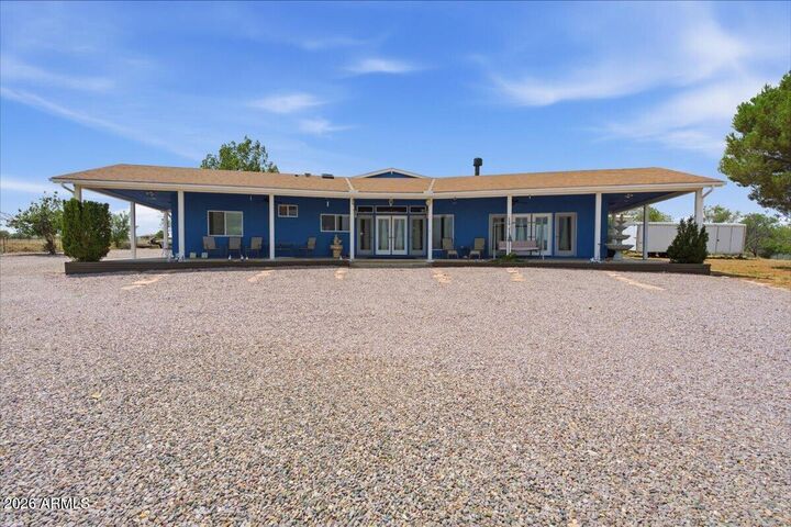 Property Photo: 2405 W Center Street AZ 86323