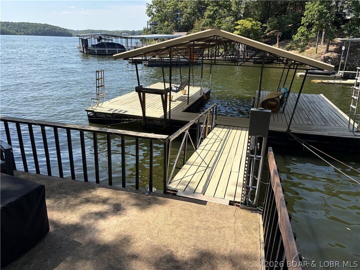 Property Photo: 41 Tavern Cay Drive MO 65065