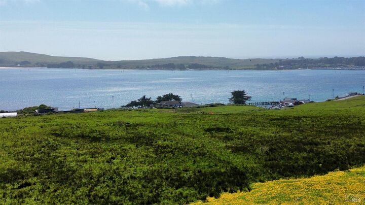 Property Photo:  610 Highway 1  CA 94923 