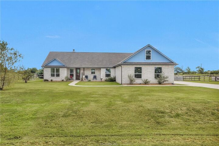 Property Photo: 9123 Scarborough Drive TX 77861