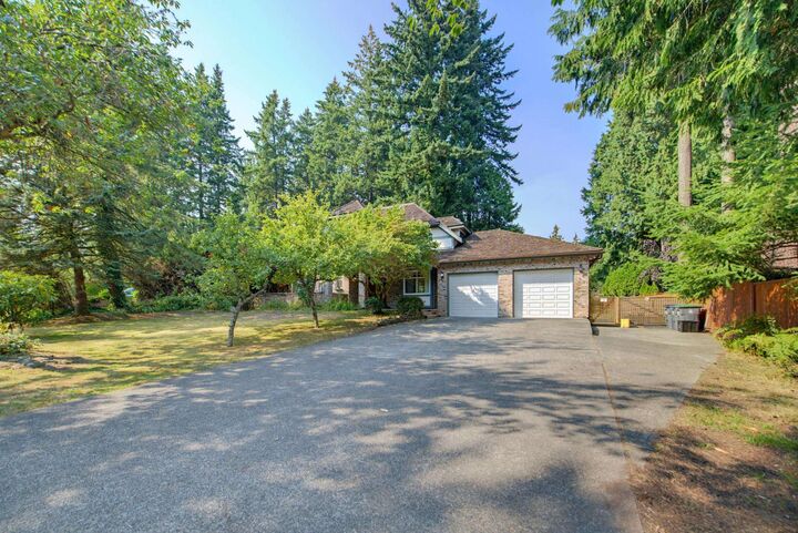 Property Photo: 13521 19 Avenue BC V4A 6B3