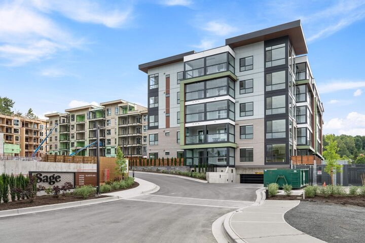 34395 Gladys Avenue 205 — photo 1