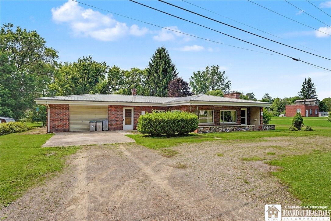Property Photo: 6871 County Road 20 NY 14739