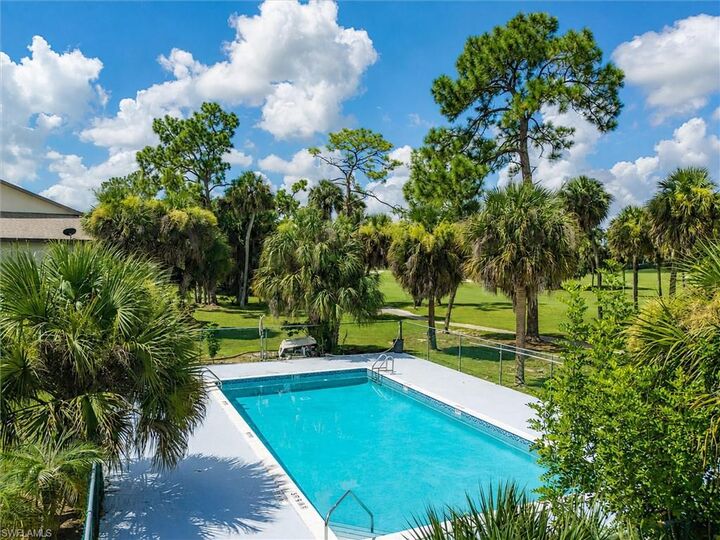 Property Photo: 2221 E 5th St 21 FL 33936