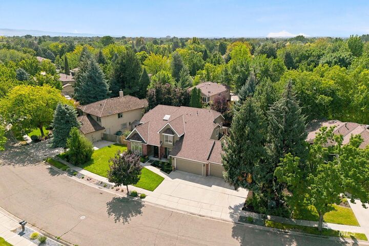 Property Photo: 8019 W Innsbrook Ct ID 83704