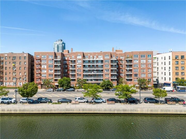 Property Photo:  1625 Emmons Avenue 3A  NY 11235 